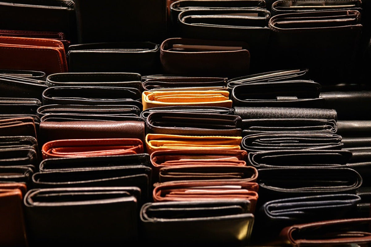 How to Restore a Faded Leather Purse - Pecard Leather Care Company