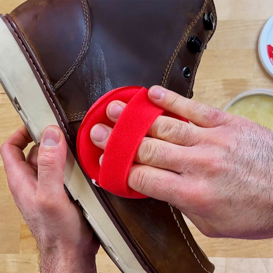 Using a Pecard Foam Applicator pad 